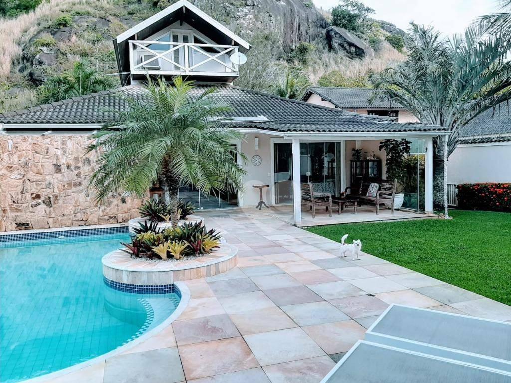 Casa com 4 suítes à venda, 608 m² por R$ 2.200.000 - Recreio dos Bandeirantes - Rio de Janeiro/RJ