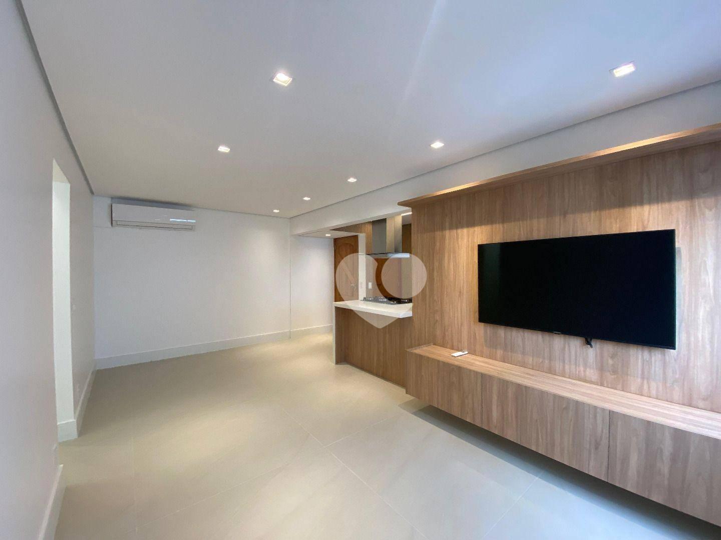 Apartamento com 3 dormitórios à venda, 73 m² por R$ 2.500.000,00 - Leblon - Rio de Janeiro/RJ