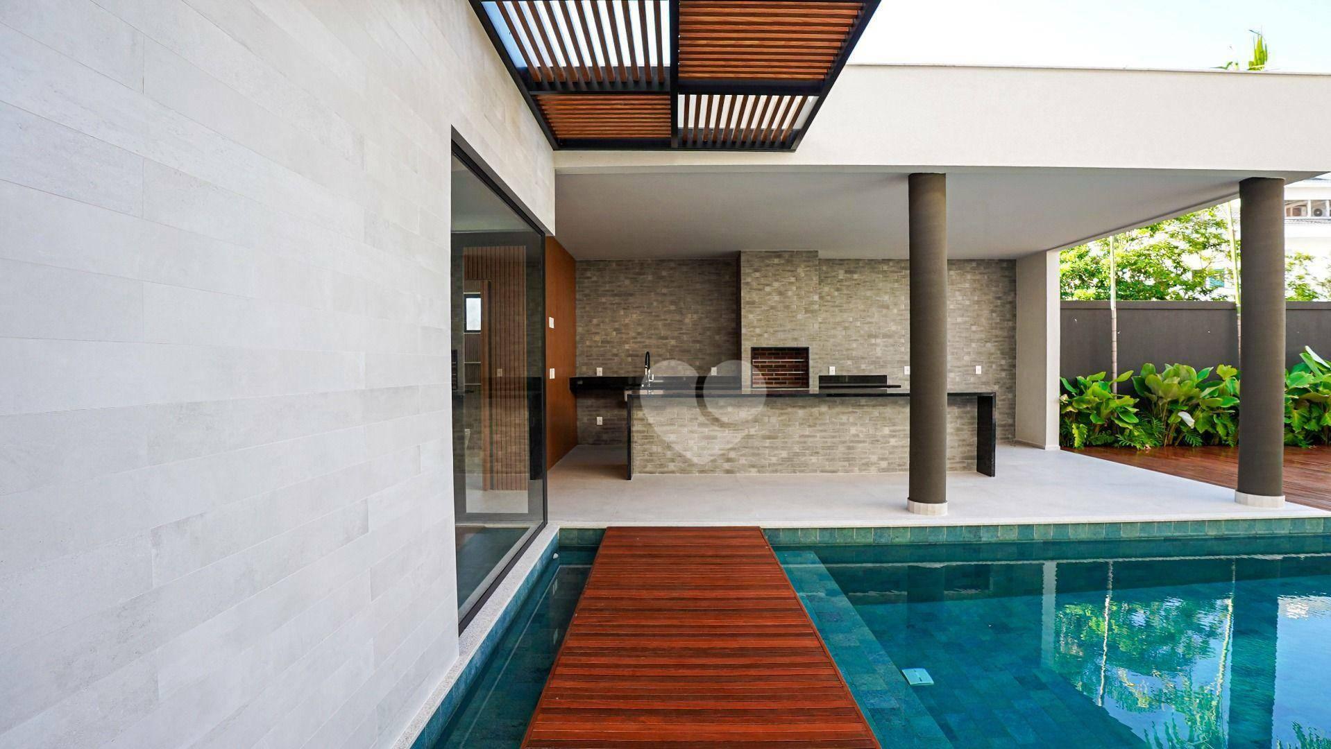 Casa Alto Padrão, 5 Quartos  à venda, 800 m² por R$ 11.900.000 - Barra da Tijuca - Rio de Janeiro/RJ