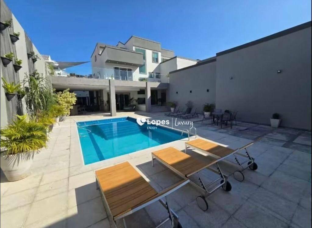 Casa com 6 dormitórios para alugar, 693 m² por R$ 48.913,40/mês - Barra da Tijuca - Rio de Janeiro/RJ